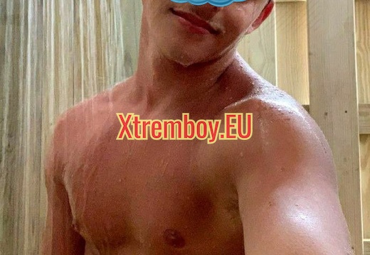 Je ch des rebeu pour me baiser Bareback (2038 visits) Bonjour,
Mec cool no prise de tête cherche un plan cul posé avec un beau rebeu sportif dans le Mo... Je ch des rebeu pour me baiser Bareback