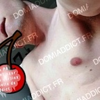 Cognac: Jeune domi initie des jeunes soumis