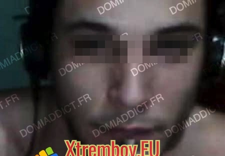 Minet se met à dispo de rebeu