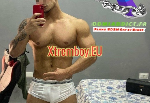 Dominant offre ses 20cm (631 visits) Salut Dominant réel pervers et sévère. J'ai 20cm pour réel soumis, dispo obeissante trav. Je ne ... Dominant offre ses 20cm
