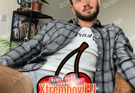 Si tu as envie de te faire formater par un domi juteur (639 visits) Je suis un Domi Juteur qui sait comment dominer les mecs en leur parlant avec ma voix virile, et bea... Si tu as envie de te faire formater par un domi juteur