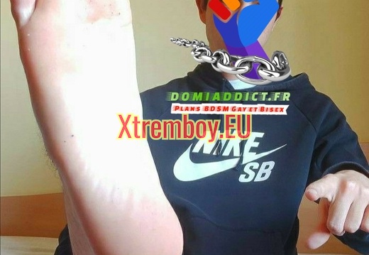 Racaille des Cités Domine un Mec en Survet et TN dans une Cave Histoire gay publiée le 23/01/2026