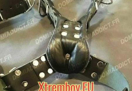 Qui pour se faire trouer sur mon sling (395 visits) Je viens de m'équiper d'un sling cuir, si tu es partant pour une baise phénoménale avec un mec mu... Qui pour se faire trouer sur mon sling