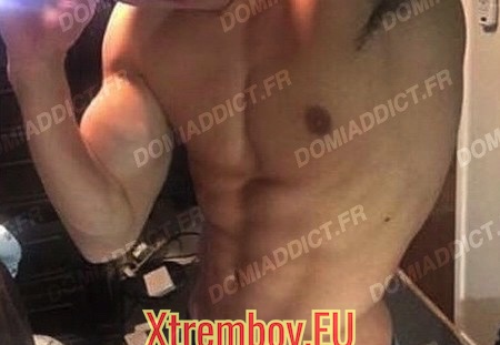 Massages prostatique et godage sur table