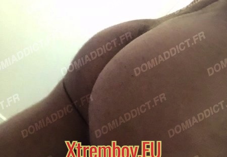 Mec sympa, mignon souhaite être fisté / godé / dilaté