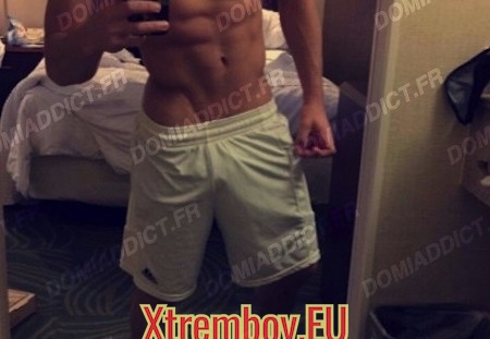 Soumis débutant cherche maître ou maîtresse