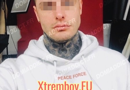 H cherche homme timide ou PUDIBOND pour le dépraver (213 visits) Bonjour, Je souhaiterais trouver un homme de toute âge Pudibond, marié, en couple, séparé ... et... H cherche homme timide ou PUDIBOND pour le dépraver