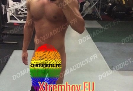 SOUMIS à disposition pour Maître/Master