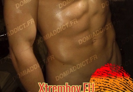 New beau Suisse Allemand tres sexy dominateur à Cannes