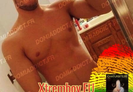 Maitre Dominant (318 visits) Dominateur autoritaire sévère cherche un slave soumis pour être sous mes pieds et sous mon autori... Maitre Dominant