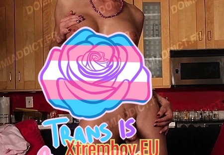 Très féminine et très dominatrice totalement sans tabous reçoit à Paris