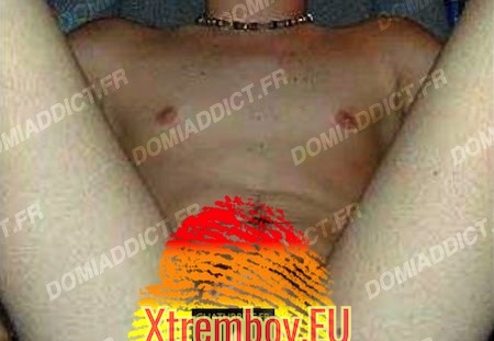 Esclave sans tabous sans limites cherche extrêmes pervers secteur Vitry-sur-Seine