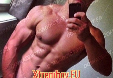 Cherche jeune soumis maso à prendre en mains sur Bobigny