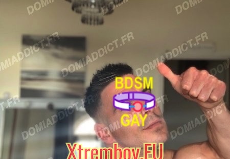 Neuilly-sur-Seine - Looking for some fun with masculine guys (129 visits) Ici pour faire des rencontres. Un mec qui peut être à mes ordres pour pomper, sniffer skets et cho... Neuilly-sur-Seine - Looking for some fun with masculine guys