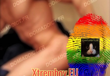 TOURS - mec viril mais hyper salope