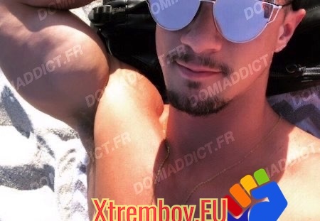 Paris - Domination/soumission, sport, foot, humiliations (160 visits) I don't seurch a sex, je cherche pas de sex, ich suche kein Sex. I can dominate and be submissive, I... Paris - Domination/soumission, sport, foot, humiliations