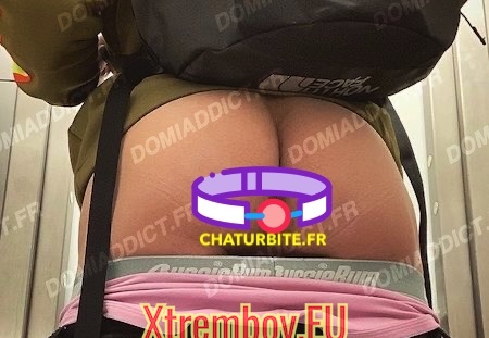 Aix-en-Provence - Offrir mes fesses à 2 mâles pour me faire remplir de jus