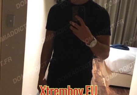 Colombey-les-Belles - Cherche maitre