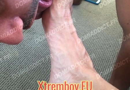 Jeune master 22 ans met en esclavage son clebs de 28 ans