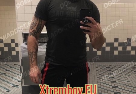 Je t’offre 10 euros pour te vider dans ma bouche