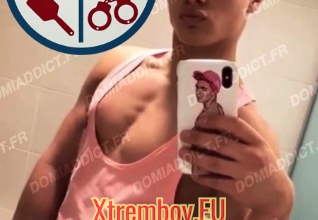 Sorcier rech apprenti sorcier pour m'aider à peaufiner le dressage de mon jeune esclave